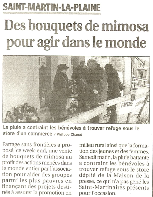 La presse lors de la vente de mimosa en 2010 à Saint-Martin la Plaine